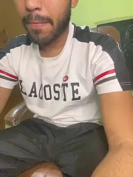 Snapshot of hotyyyyjonny chatting on 8, 4, 2026 hotyyyyjonny online show from 8, 4, 2026