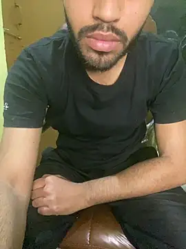 Snapshot of hotyyyyjonny chatting on 10, 4, 2026 hotyyyyjonny online show from 10, 4, 2026