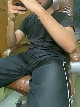 Snapshot of hotyyyyjonny chatting on 13, 4, 2026 hotyyyyjonny online show from 13, 4, 2026