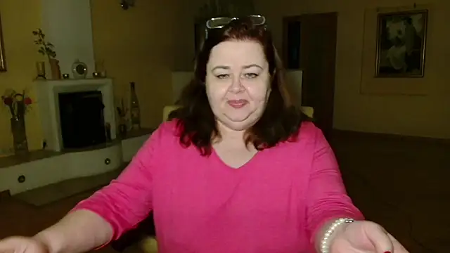Snapshot of Natali-Gucci chatting on 10, 5, 2026 Natali-Gucci online show from 10, 5, 2026
