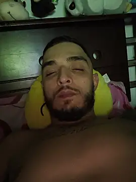 Snapshot of mohamedkarimm chatting on 4, 6, 2026 mohamedkarimm online show from 4, 6, 2026