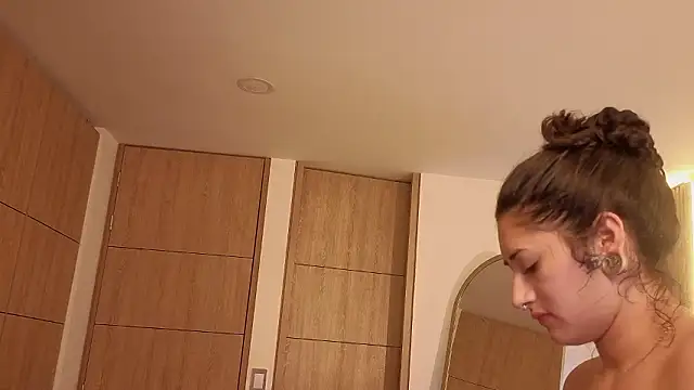 Snapshot of Iamnyxy chatting on 7, 2, 2026 Iamnyxy online show from 7, 2, 2026