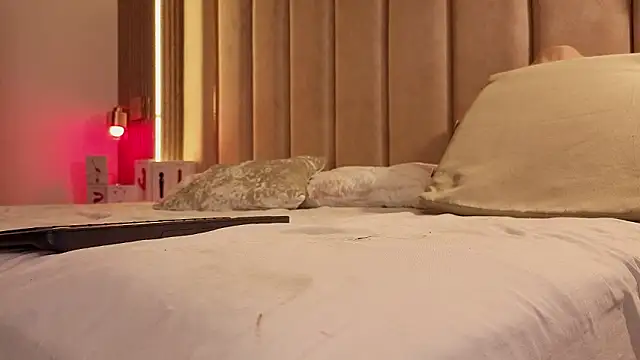 Iamnyxy online show from 19, 3, 2026