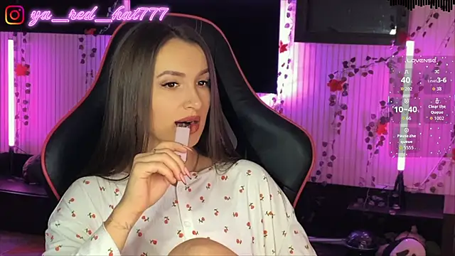 -RED HAT- online show from 9, 4, 2026