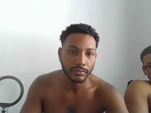 Snapshot of PutosRJ chatting on 12, 11, 2025 PutosRJ online show from 12, 11, 2025