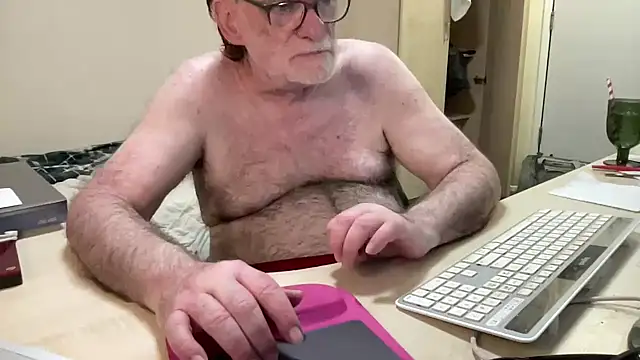 Snapshot of coach-karl chatting on 25, 6, 2026 coach-karl online show from 25, 6, 2026