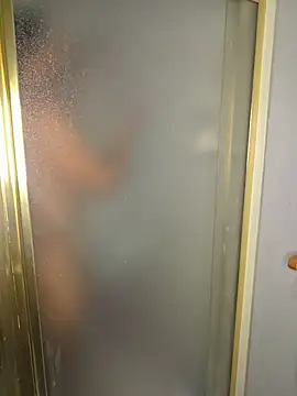 Snapshot of piggylatino chatting on 27, 2, 2026 piggylatino online show from 27, 2, 2026