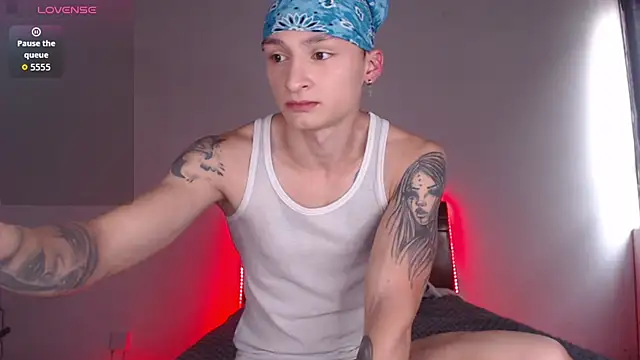 ArthurPhoenixx online show from 9, 1, 2026