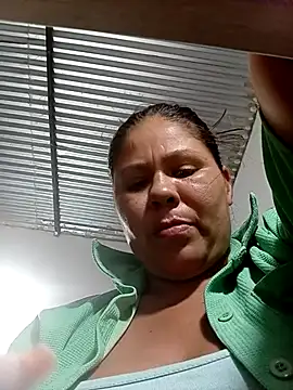 sexy latina90 online show from 14, 11, 2025