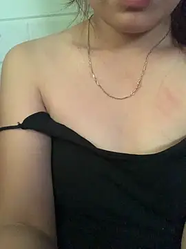 Snapshot of Winnie-sexy chatting on 9, 4, 2026 Winnie-sexy online show from 9, 4, 2026