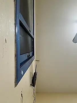 Snapshot of Hamoudy50 chatting on 12, 11, 2025 Hamoudy50 online show from 12, 11, 2025