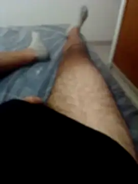 Snapshot of Exezq25 chatting on 12, 11, 2025 Exezq25 online show from 12, 11, 2025