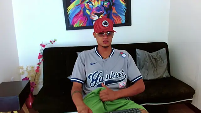 Isaacas  online show from 15, 11, 2025