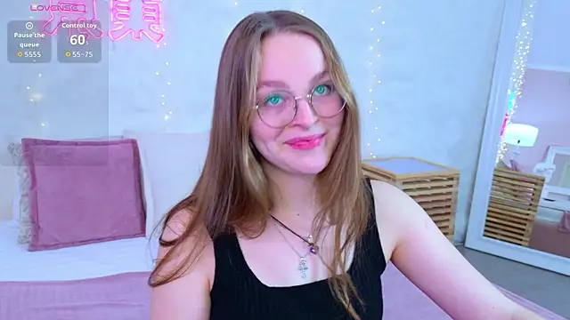 MadisonSmitt online show from 2, 2, 2026