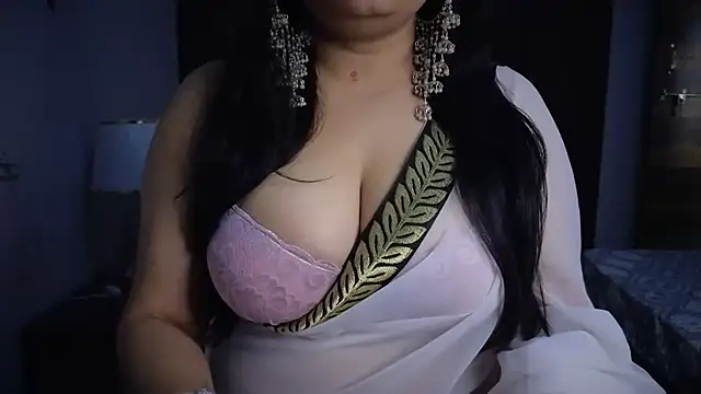 Snapshot of itreesha chatting on 15, 11, 2025 itreesha online show from 15, 11, 2025