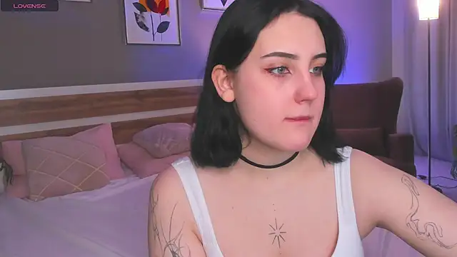 Snapshot of hey_tessa chatting on 18, 1, 2026 hey tessa online show from 18, 1, 2026