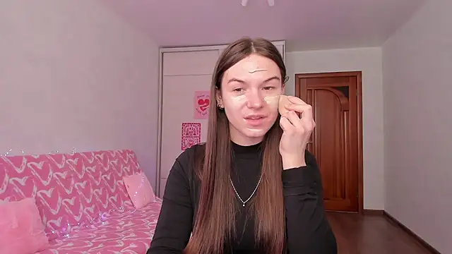 luna lust 212 online show from 21, 4, 2026