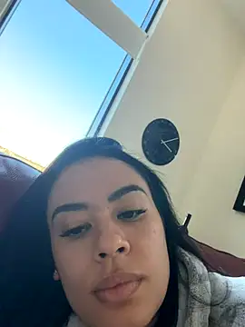 Maya Murata online show from 20, 11, 2025