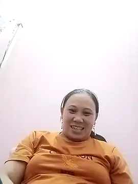 Snapshot of xuan-ha chatting on 22, 12, 2025 xuan-ha online show from 22, 12, 2025