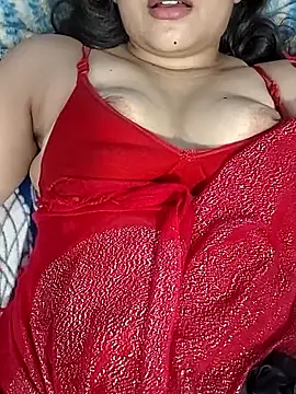 Cute Ayushii online show from 4, 6, 2026