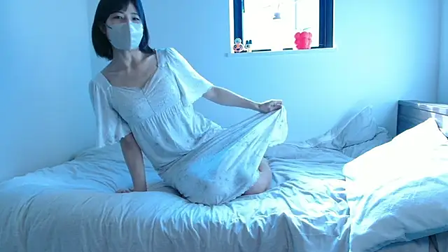 Snapshot of mayumichan13 chatting on 16, 11, 2025 mayumichan13 online show from 16, 11, 2025