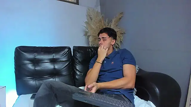 ZeusBrant online show from 13, 3, 2026