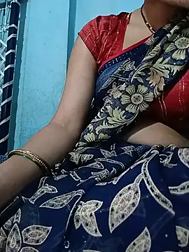 beutiful hot online show from 4, 7, 2026