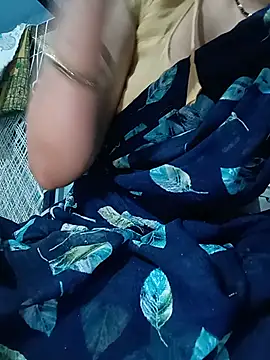 beutiful hot online show from 15, 7, 2026
