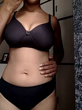 sexy lelina online show from 12, 5, 2026