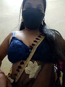 Snapshot of mahalaxmi_teluguammai chatting on 15, 11, 2025 mahalaxmi teluguammai online show from 15, 11, 2025