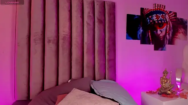 Snapshot of GabrielaSuarez_ chatting on 3, 7, 2026 GabrielaSuarez online show from 3, 7, 2026