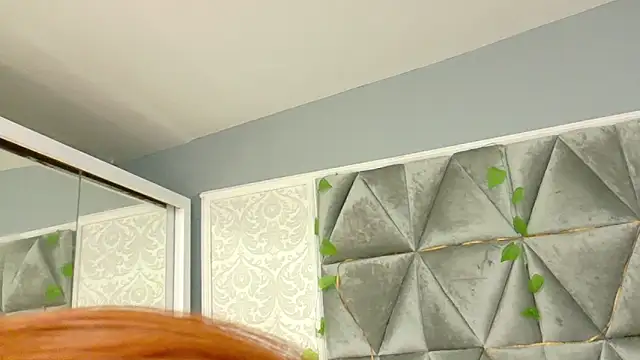 Miaa Grace  online show from 18, 4, 2026