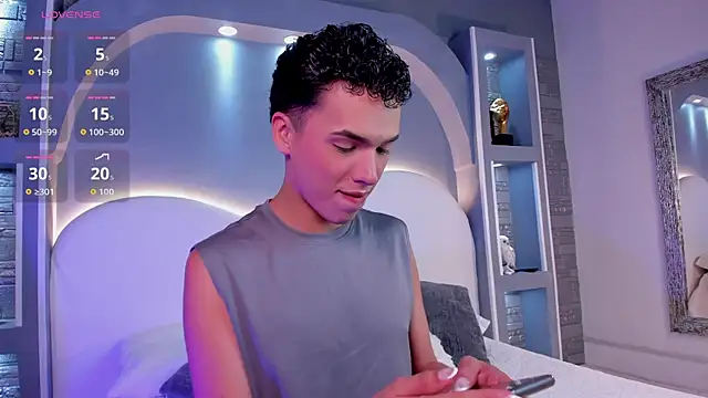 Snapshot of Seab_trooy chatting on 4, 8, 2026 Seab trooy online show from 4, 8, 2026