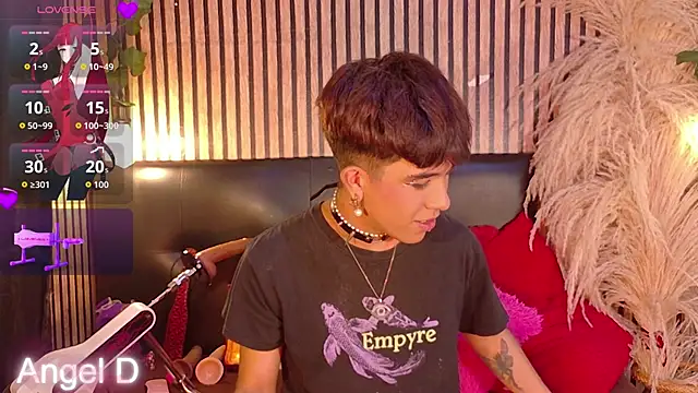 Angeldust19 online show from 2, 4, 2026