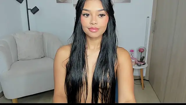 haileyflorez  online show from 1, 3, 2026