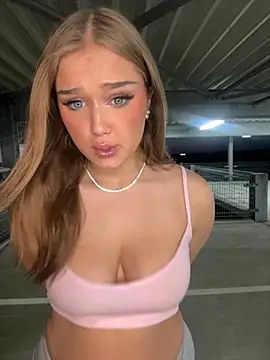 Hannah-2007 online show from 28, 7, 2026
