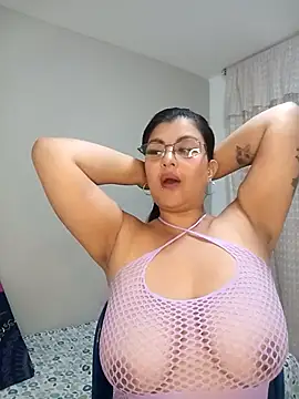 CelesteAlvarez1989 online show from 1, 12, 2025
