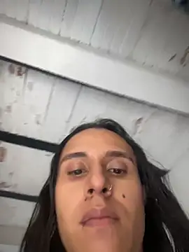 Isabella Hillss online show from 10, 3, 2026