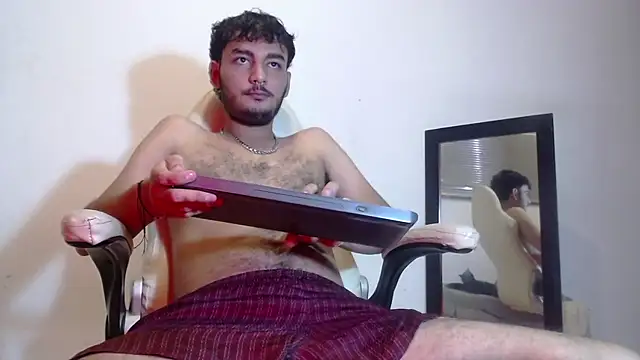 Brunicci online show from 1, 12, 2025