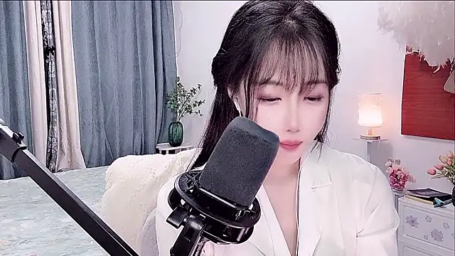 Laura 520 online show from 20, 6, 2026