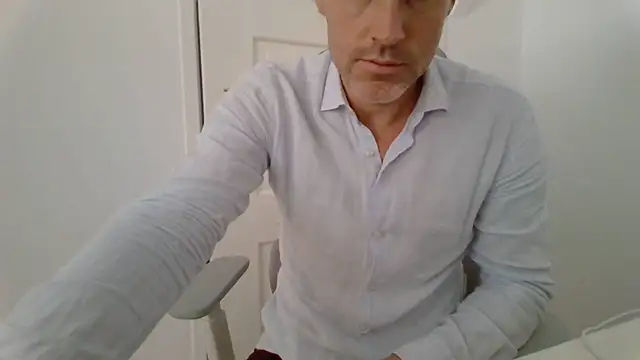 Brandonn1989amateur online show from 3, 7, 2026