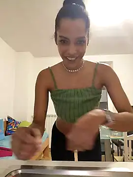 Snapshot of chanell95 chatting on 15, 11, 2025 chanell95 online show from 15, 11, 2025