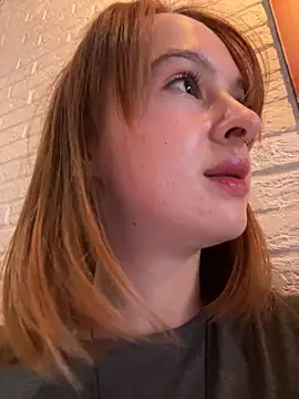 Snapshot of hani_obsessed chatting on 2, 2, 2026 hani obsessed online show from 2, 2, 2026