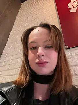 Snapshot of hani_obsessed chatting on 3, 2, 2026 hani obsessed online show from 3, 2, 2026