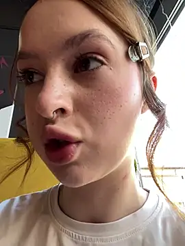 Snapshot of hani_obsessed chatting on 6, 2, 2026 hani obsessed online show from 6, 2, 2026