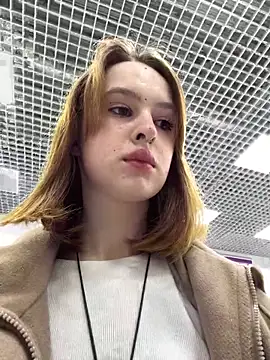 Snapshot of hani_obsessed chatting on 3, 3, 2026 hani obsessed online show from 3, 3, 2026