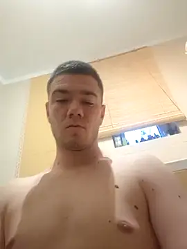 szymoek online show from 4, 12, 2025