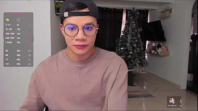 Snapshot of MarcoKostov chatting on 4, 12, 2025 MarcoKostov online show from 4, 12, 2025