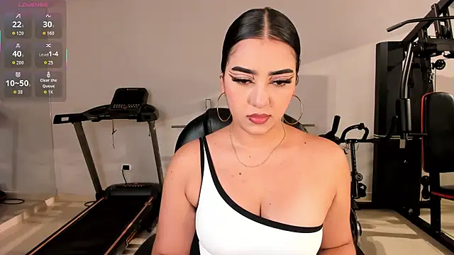 SophieLanne online show from 5, 4, 2026