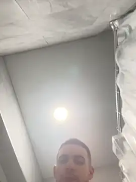 daddyshomeee  online show from 16, 3, 2026